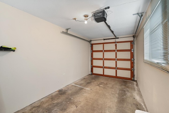 Photo 25 at 819 W 70th Avenue, Marpole, Vancouver West