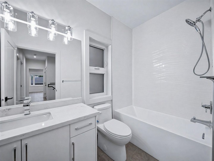 Photo 6 at 2 - 6989 Kerr Street, Killarney VE, Vancouver East