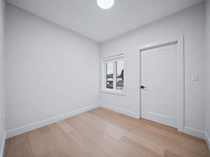 Photo 12 at 2 - 6989 Kerr Street, Killarney VE, Vancouver East