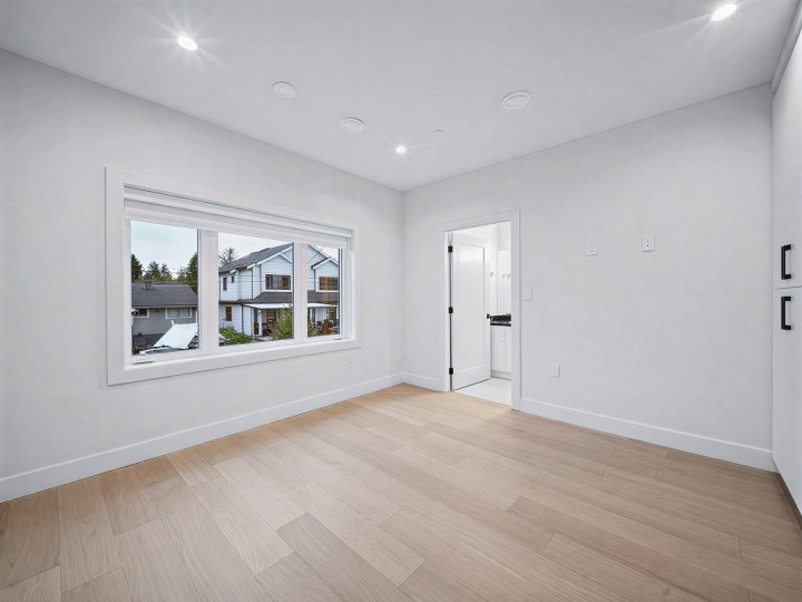 Photo 8 at 2 - 6989 Kerr Street, Killarney VE, Vancouver East