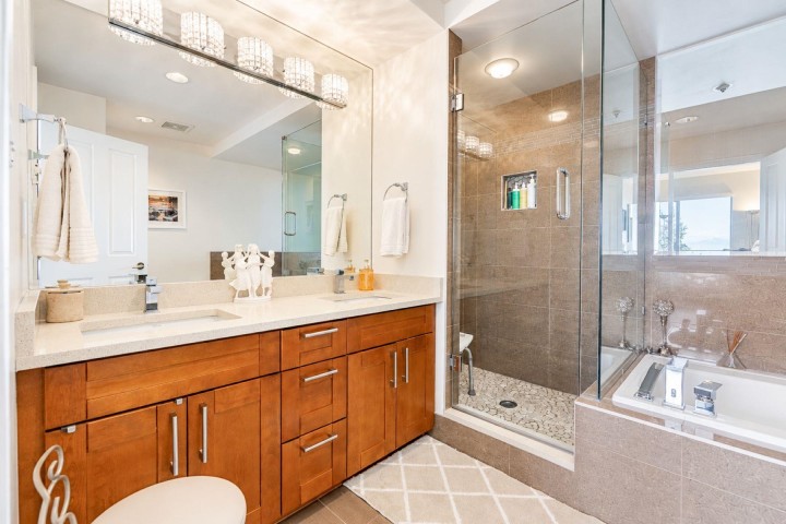 Photo 27 at 402 - 3131 Deer Ridge Drive, Deer Ridge WV, West Vancouver