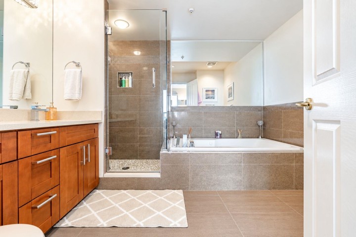 Photo 26 at 402 - 3131 Deer Ridge Drive, Deer Ridge WV, West Vancouver