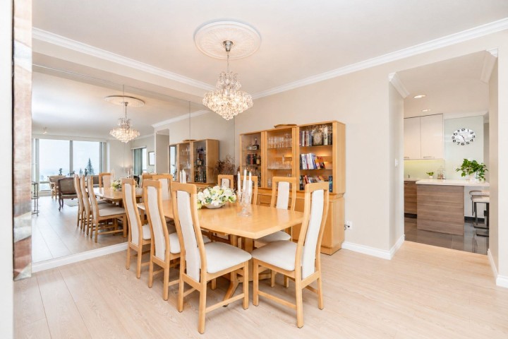 Photo 7 at 402 - 3131 Deer Ridge Drive, Deer Ridge WV, West Vancouver