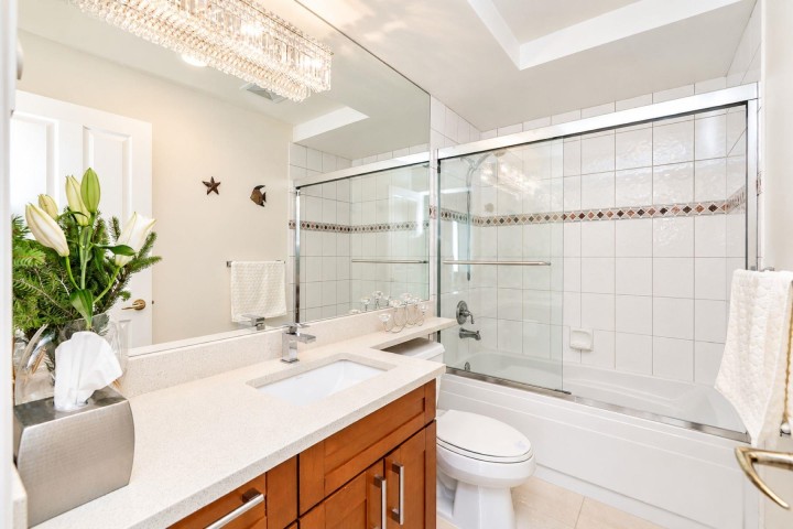 Photo 30 at 402 - 3131 Deer Ridge Drive, Deer Ridge WV, West Vancouver