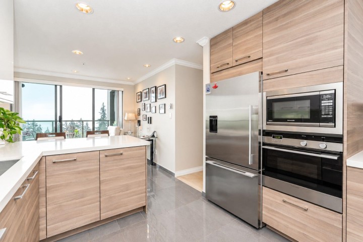 Photo 14 at 402 - 3131 Deer Ridge Drive, Deer Ridge WV, West Vancouver
