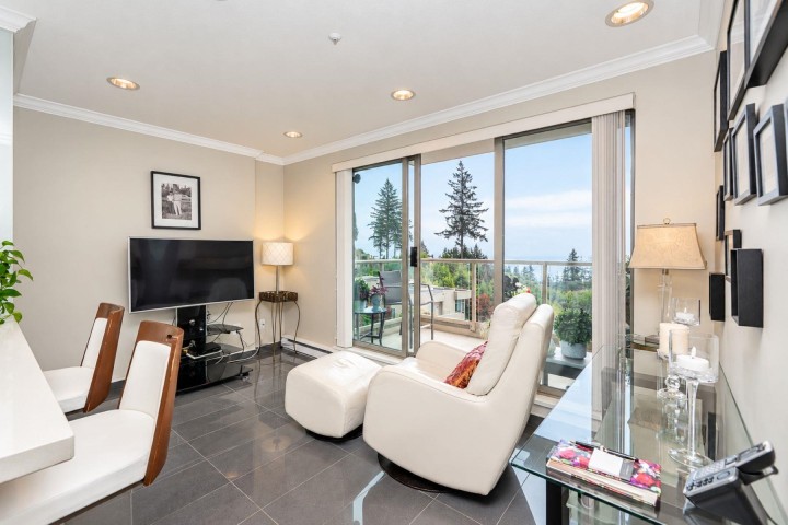 Photo 15 at 402 - 3131 Deer Ridge Drive, Deer Ridge WV, West Vancouver