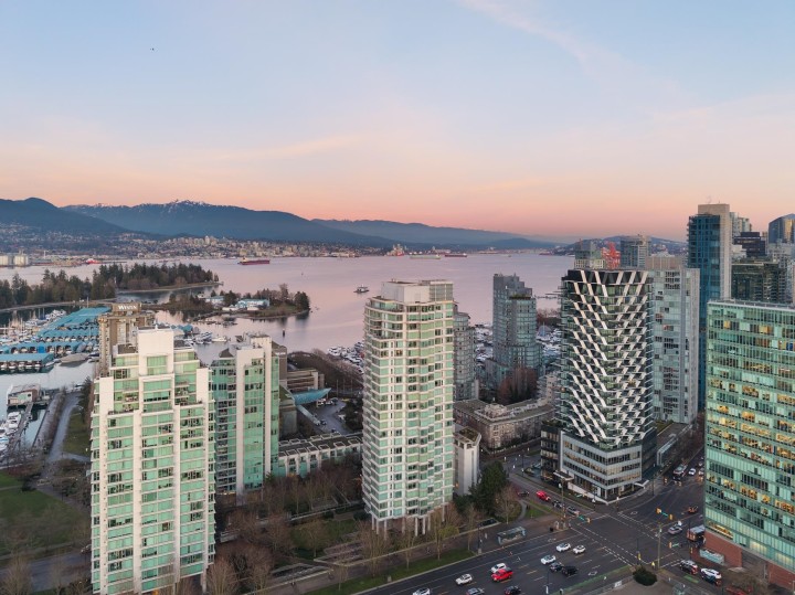 Photo 35 at 1404 - 620 Cardero Street, Coal Harbour, Vancouver West