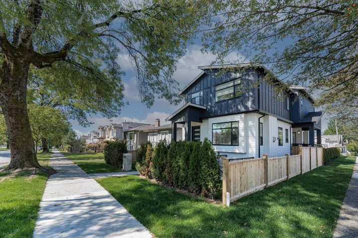 Photo 1 at 2995 E 17th Avenue, Renfrew Heights, Vancouver East