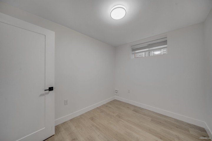 Photo 18 at 2995 E 17th Avenue, Renfrew Heights, Vancouver East