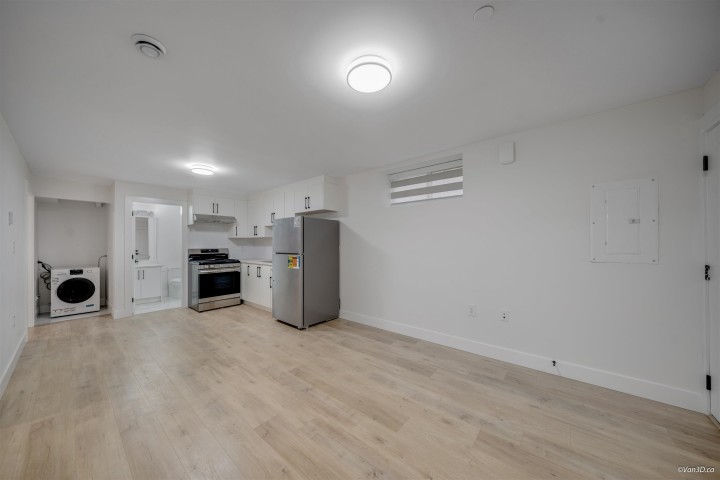 Photo 15 at 2995 E 17th Avenue, Renfrew Heights, Vancouver East