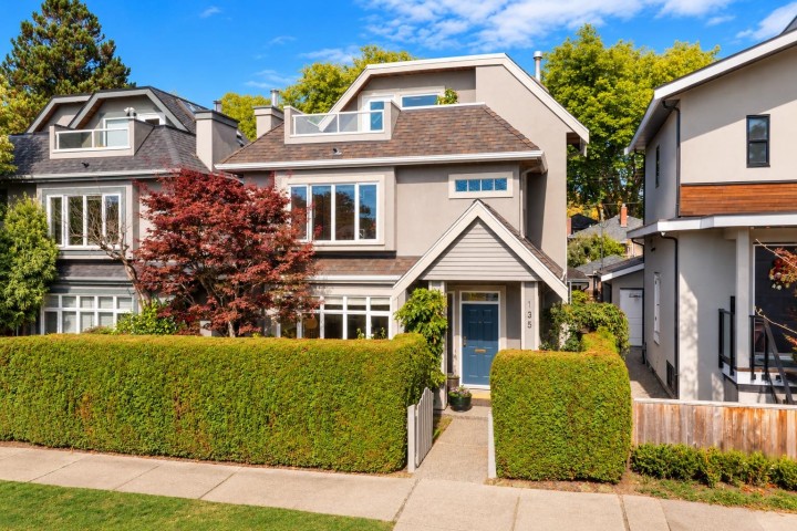 Photo 2 at 135 E 43rd Avenue, Main, Vancouver East