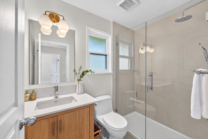 Photo 28 at 135 E 43rd Avenue, Main, Vancouver East