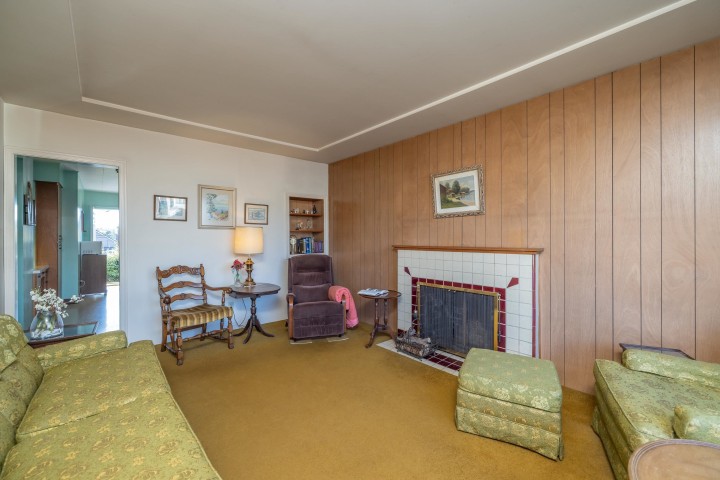 Photo 3 at 3368 Parker Street, Renfrew VE, Vancouver East