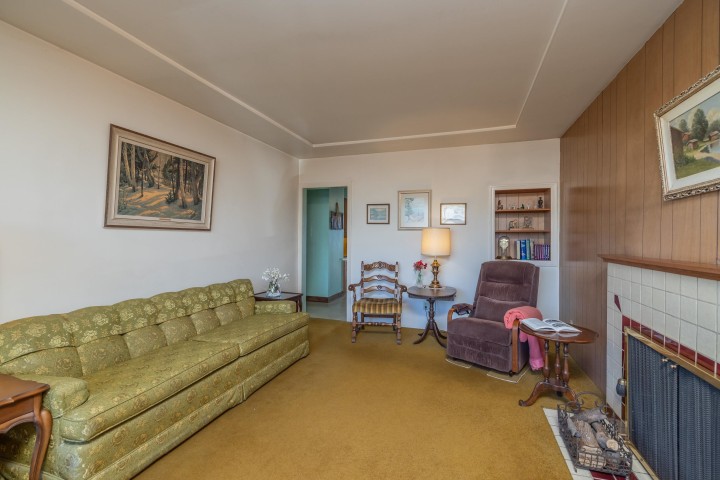 Photo 4 at 3368 Parker Street, Renfrew VE, Vancouver East
