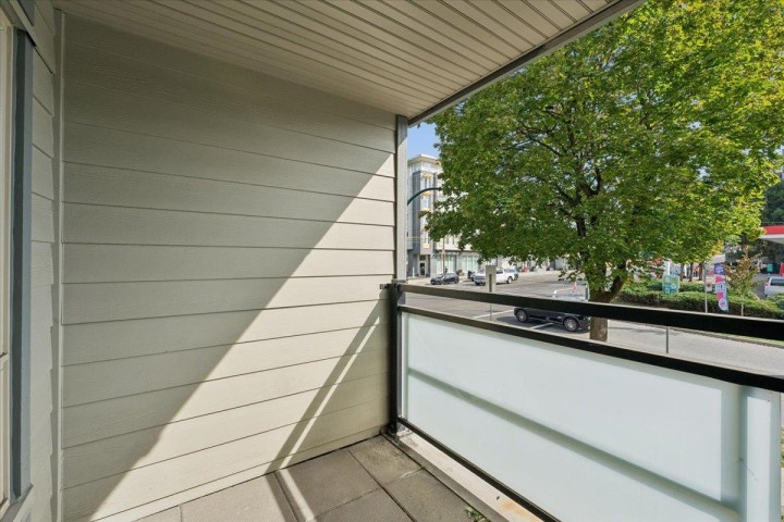 Photo 18 at 218 - 405 Skeena Street, Renfrew VE, Vancouver East