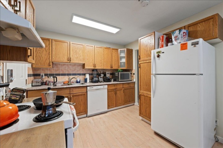 Photo 28 at 1375 E 18th Avenue, Knight, Vancouver East