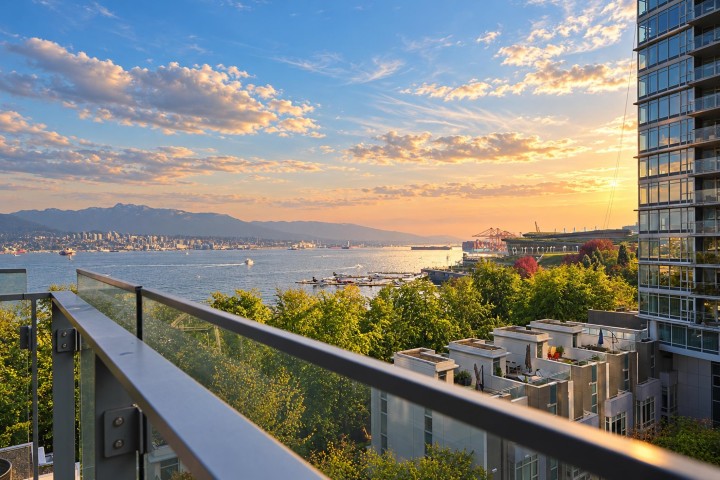 Photo 2 at 803 - 1281 W Cordova Street, Coal Harbour, Vancouver West