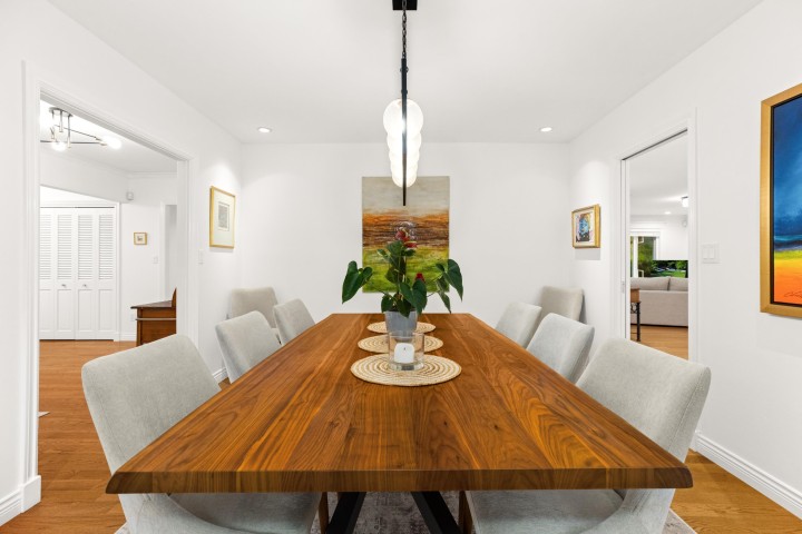 Photo 6 at 885 Margaree Place, Cedardale, West Vancouver