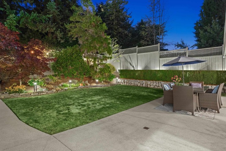 Photo 38 at 885 Margaree Place, Cedardale, West Vancouver