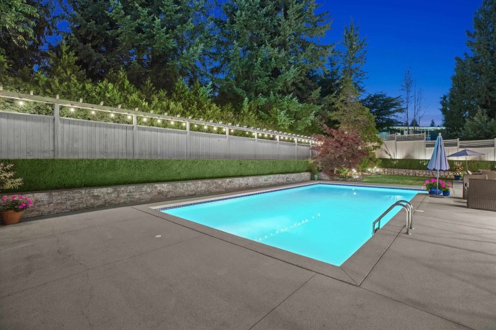 Photo 37 at 885 Margaree Place, Cedardale, West Vancouver