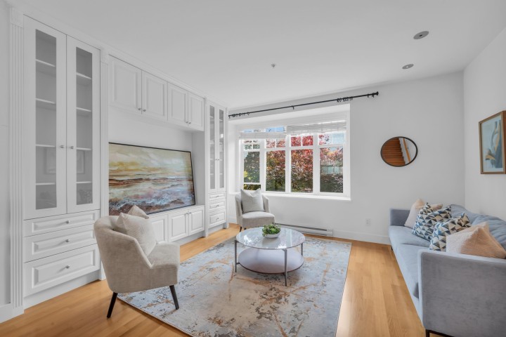 Photo 2 at 5603 Willow Street, Cambie, Vancouver West