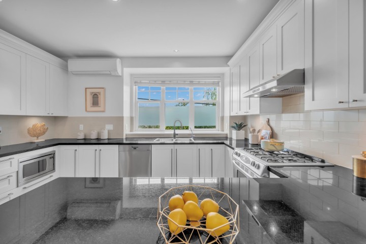 Photo 12 at 5603 Willow Street, Cambie, Vancouver West