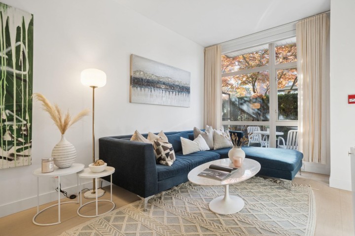 Photo 2 at 2818 Watson Street, Mount Pleasant VE, Vancouver East