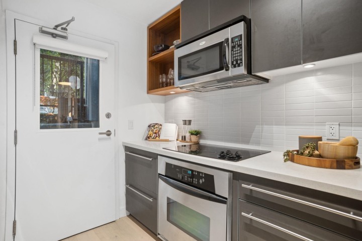 Photo 12 at 2818 Watson Street, Mount Pleasant VE, Vancouver East