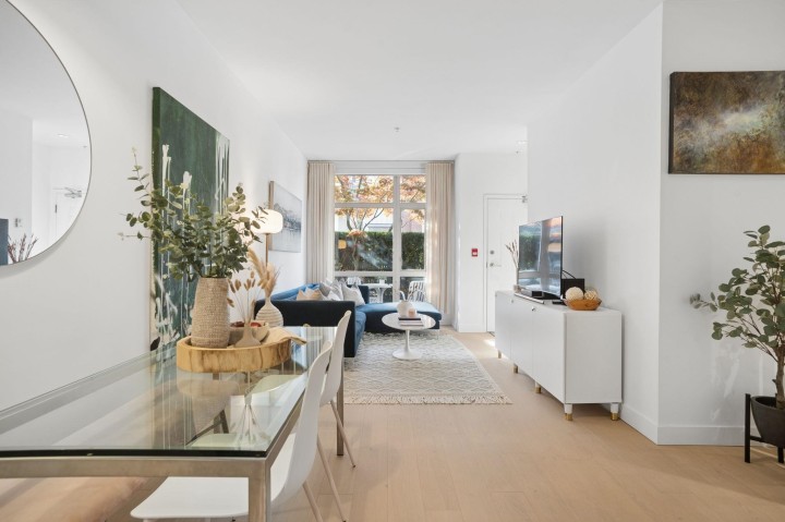 Photo 7 at 2818 Watson Street, Mount Pleasant VE, Vancouver East