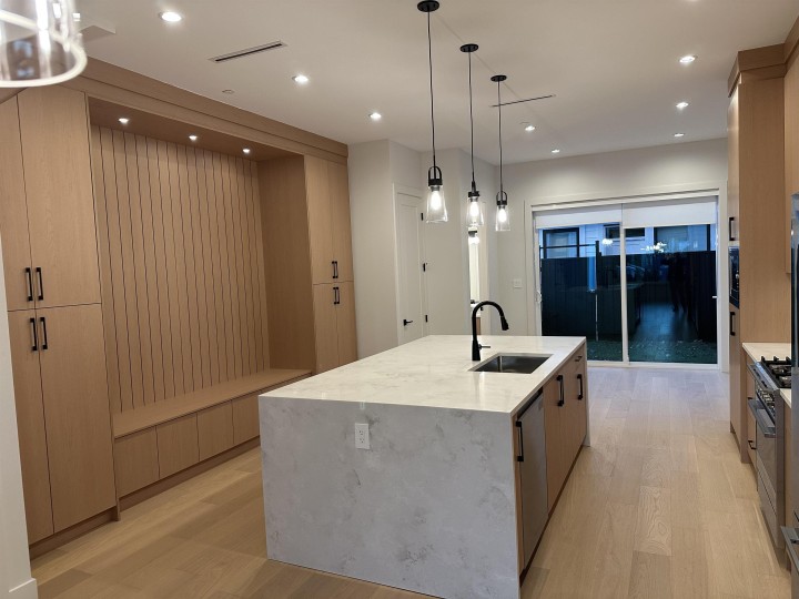 Photo 6 at 1 - 6991 Kerr Street, Killarney VE, Vancouver East