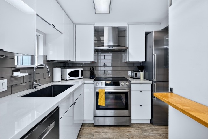 Photo 32 at 506 - 1166 Melville Street, Coal Harbour, Vancouver West