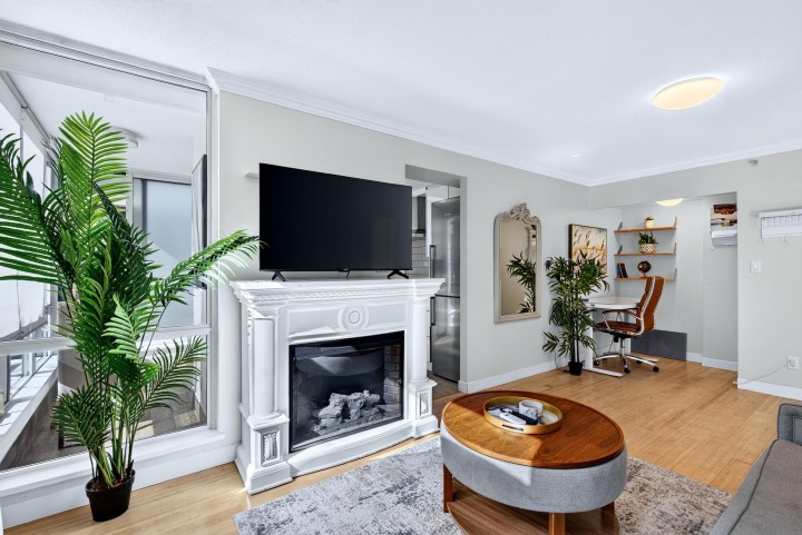 Photo 10 at 506 - 1166 Melville Street, Coal Harbour, Vancouver West