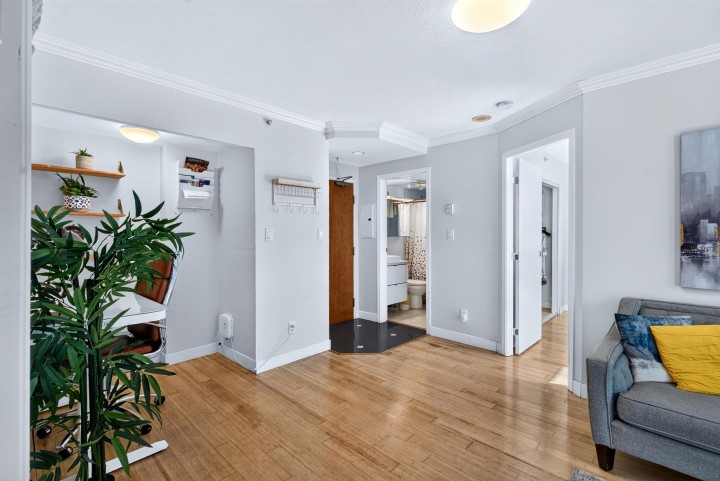 Photo 8 at 506 - 1166 Melville Street, Coal Harbour, Vancouver West
