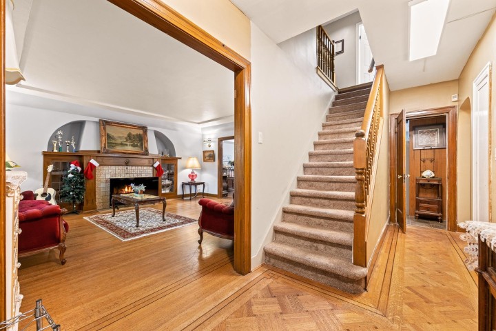 Photo 11 at 2923 W 32nd Avenue, MacKenzie Heights, Vancouver West
