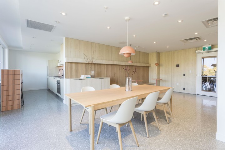 Photo 24 at 426 - 2471 St. George Street, Mount Pleasant VE, Vancouver East