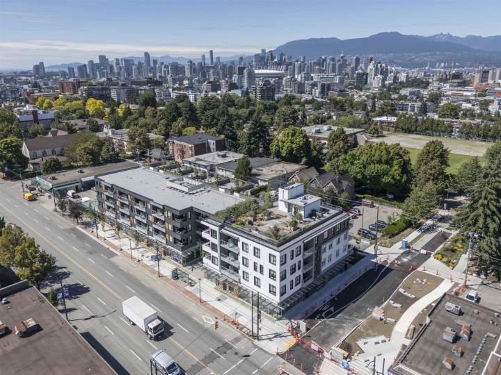 Photo 29 at 426 - 2471 St. George Street, Mount Pleasant VE, Vancouver East