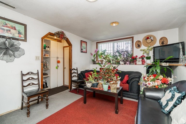 Photo 22 at 4712 Victoria Drive, Victoria VE, Vancouver East