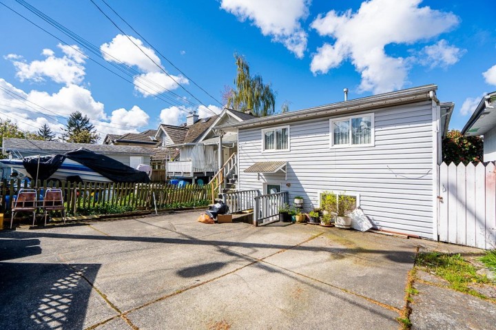 Photo 31 at 4712 Victoria Drive, Victoria VE, Vancouver East