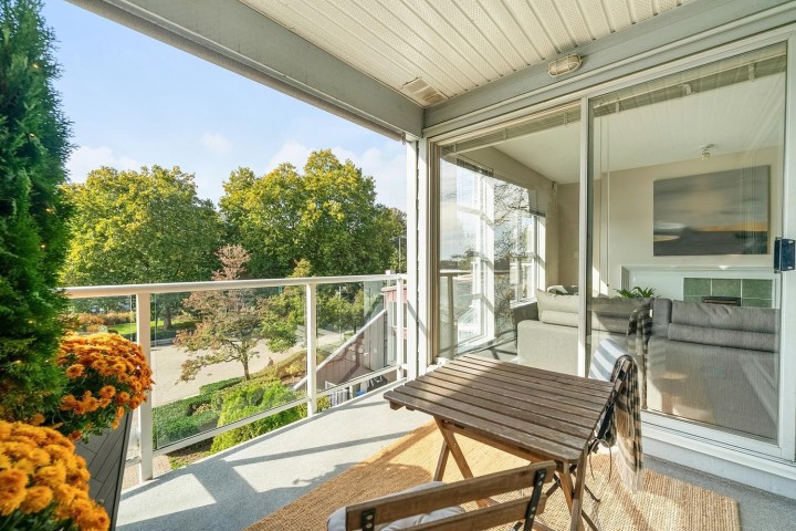 Photo 27 at 302 - 2020 E Kent Avenue, South Marine, Vancouver East