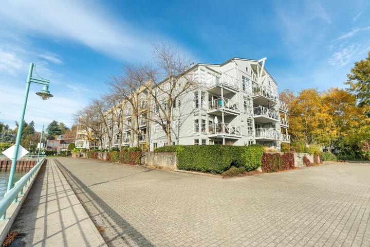 Photo 2 at 302 - 2020 E Kent Avenue, South Marine, Vancouver East