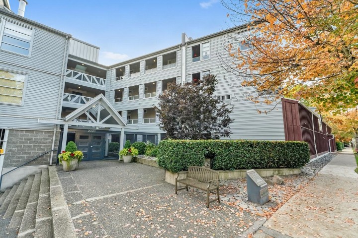 Photo 31 at 302 - 2020 E Kent Avenue, South Marine, Vancouver East