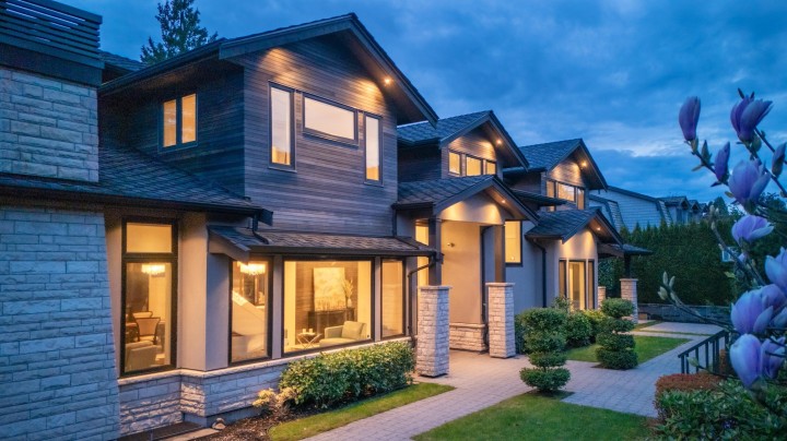 Photo 2 at 2408 Mathers Avenue, Dundarave, West Vancouver