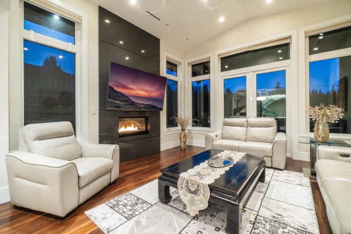 Photo 5 at 2408 Mathers Avenue, Dundarave, West Vancouver