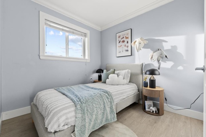 Photo 15 at 2216 Mannering Avenue, Victoria VE, Vancouver East