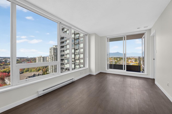 Photo 17 at 1702 - 5515 Boundary Road, Collingwood VE, Vancouver East