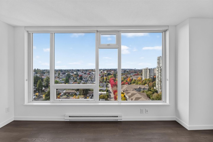 Photo 24 at 1702 - 5515 Boundary Road, Collingwood VE, Vancouver East