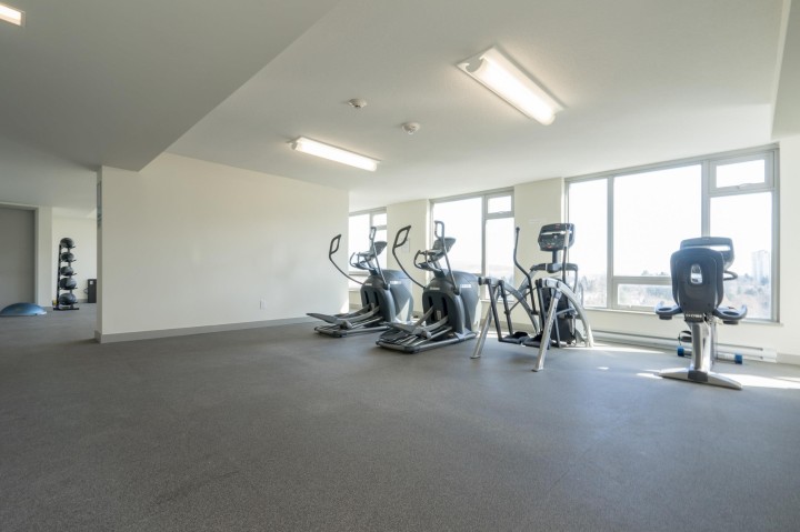 Photo 37 at 1702 - 5515 Boundary Road, Collingwood VE, Vancouver East