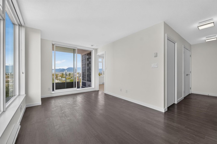 Photo 19 at 1702 - 5515 Boundary Road, Collingwood VE, Vancouver East