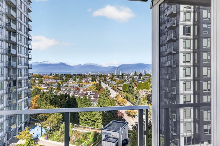 Photo 29 at 1702 - 5515 Boundary Road, Collingwood VE, Vancouver East