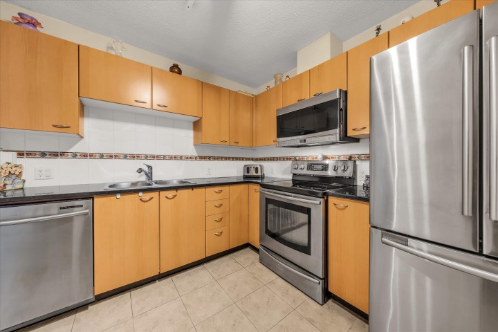 Photo 16 at 2302 - 1367 Alberni Street, West End VW, Vancouver West